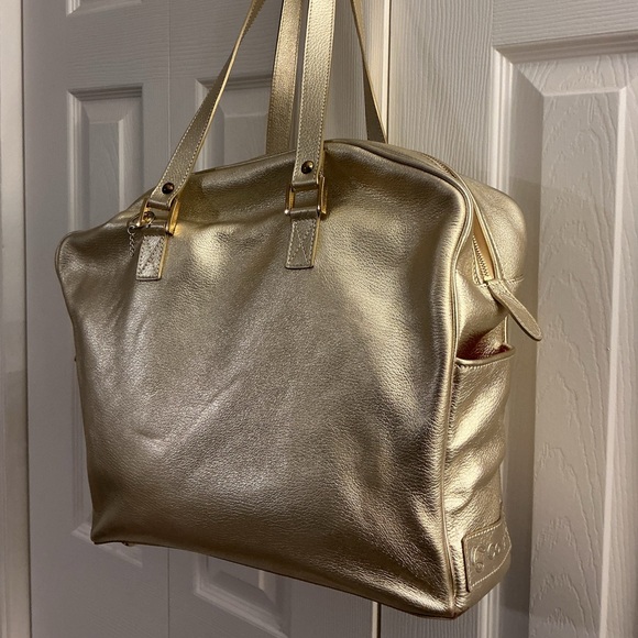 Luxurious Gold Tote Bag - Picture 4 of 6